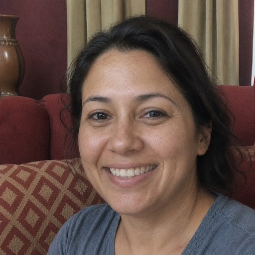 A radiant woman’s testimonial for Aneta Mildiani. Her smile is the visual evidence of a successful transformation in her relationship with the aid of the e-book.