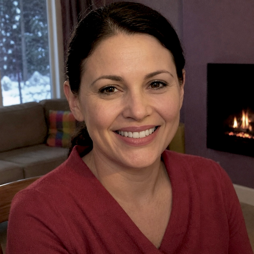 A radiant woman’s testimonial for Aneta Mildiani. Her smile is the visual evidence of a successful transformation in her relationship with the aid of the e-book.